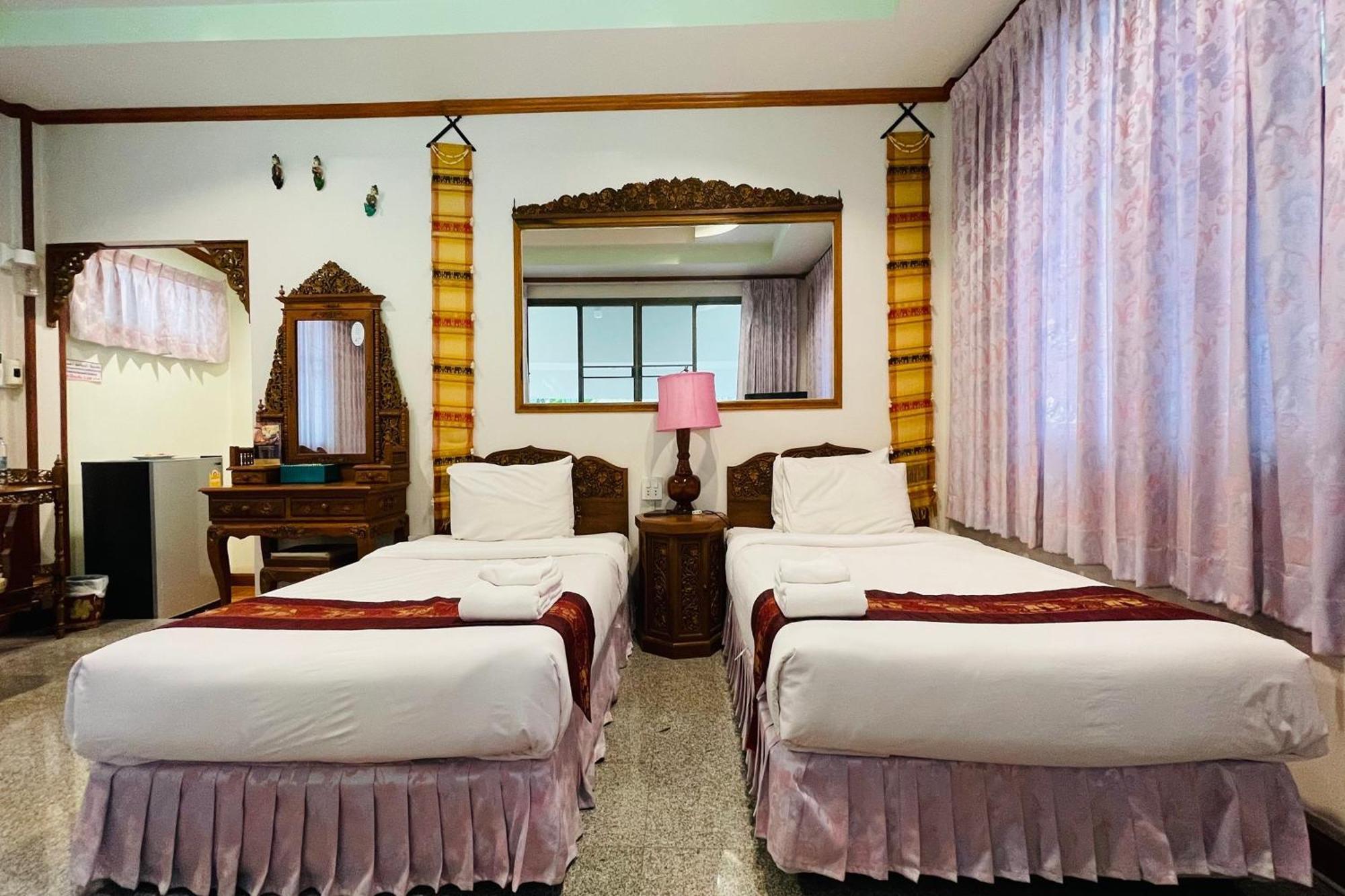 Baan Rim Kwai Paerimnam Resort Kanchanaburi Extérieur photo