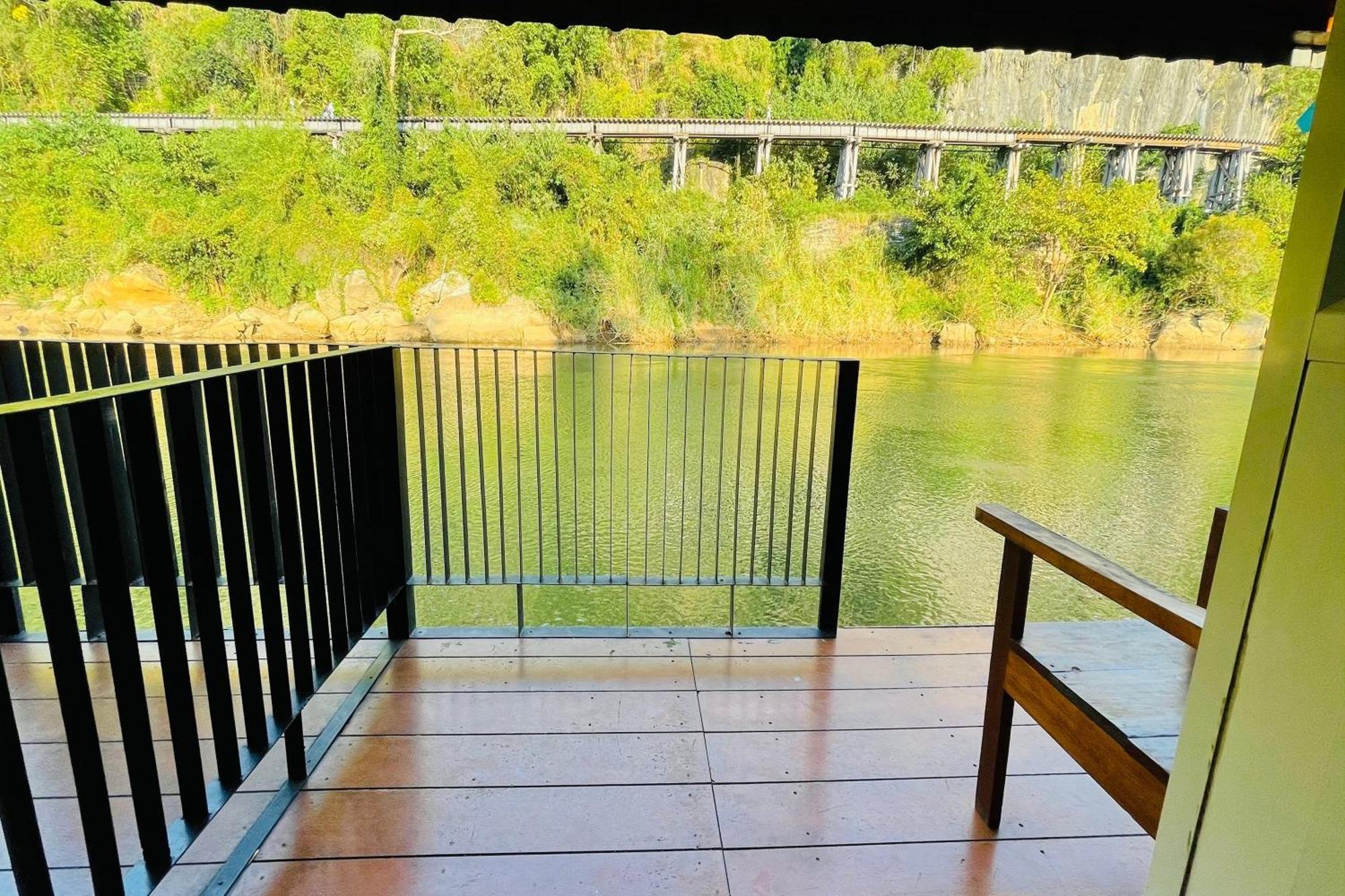 Baan Rim Kwai Paerimnam Resort Kanchanaburi Extérieur photo