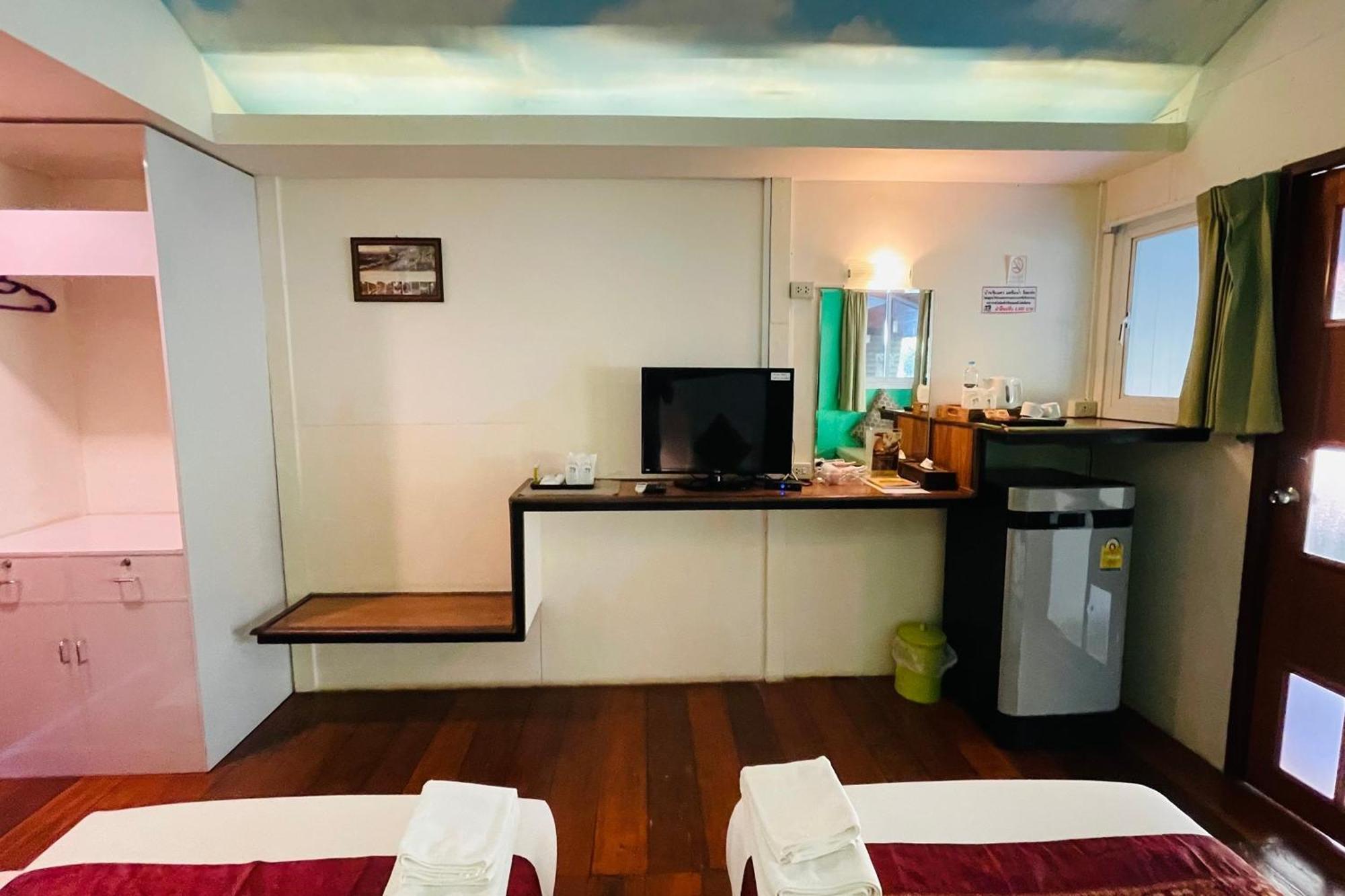 Baan Rim Kwai Paerimnam Resort Kanchanaburi Extérieur photo